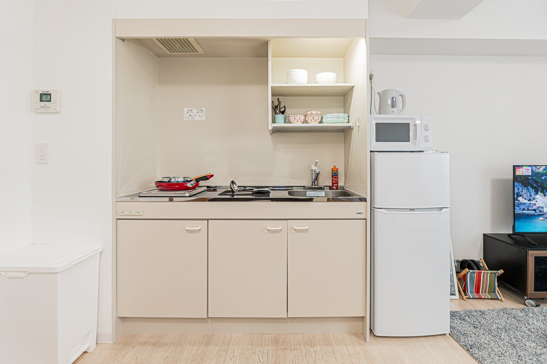 Large suite kitchen